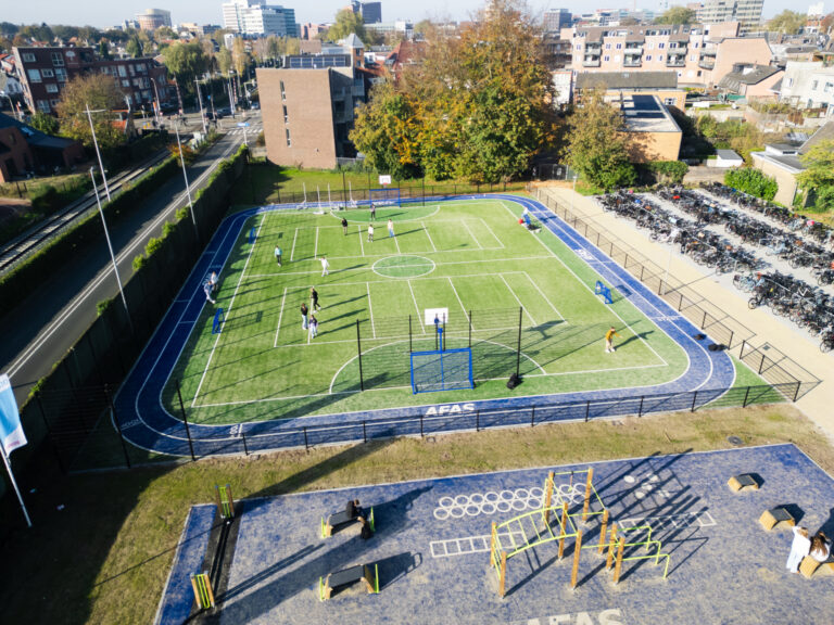 ontdek hoe sport en inclusie samenkomen in 'blaaspijp raakt doel', een inspirerend initiatief dat mensen van alle achtergronden verbindt door middel van blaaspijp schieten.