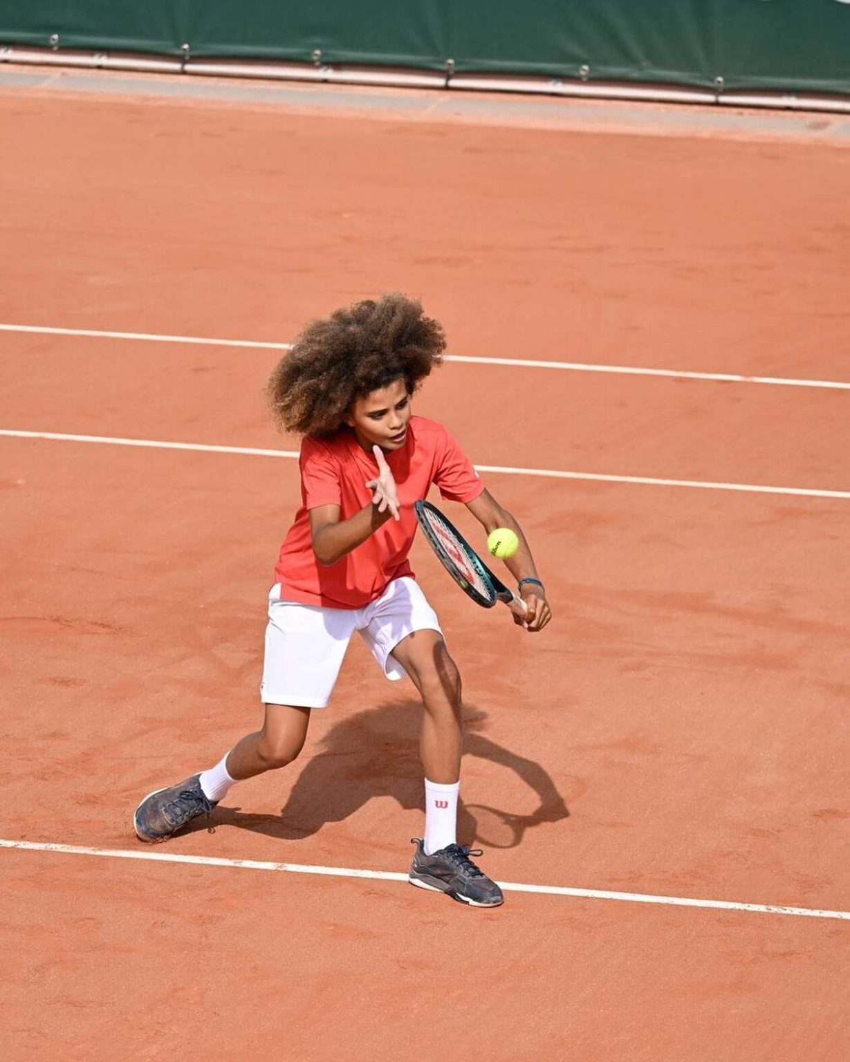 tennis: 17-18-jarigen worden gard-kampioenen - ontdek de jonge talenten die deze prestigieuze titel hebben veroverd en hun indrukwekkende prestaties op de tennisbaan.