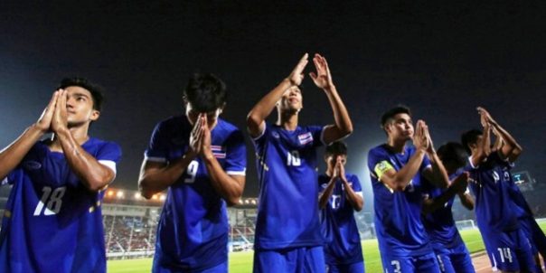 thaise esports-speler gearresteerd voor valsspelen tijdens de sea games, wat leidt tot controverse in de gaminggemeenschap.