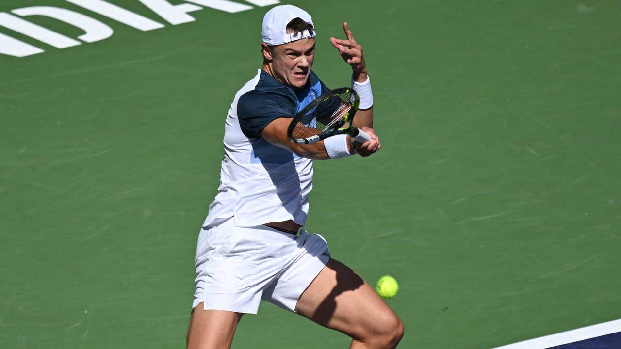 djokovic kan alcaraz ontmoeten in de halve finale van indian wells, een spannende strijd tussen twee van de beste tennisseren ter wereld.