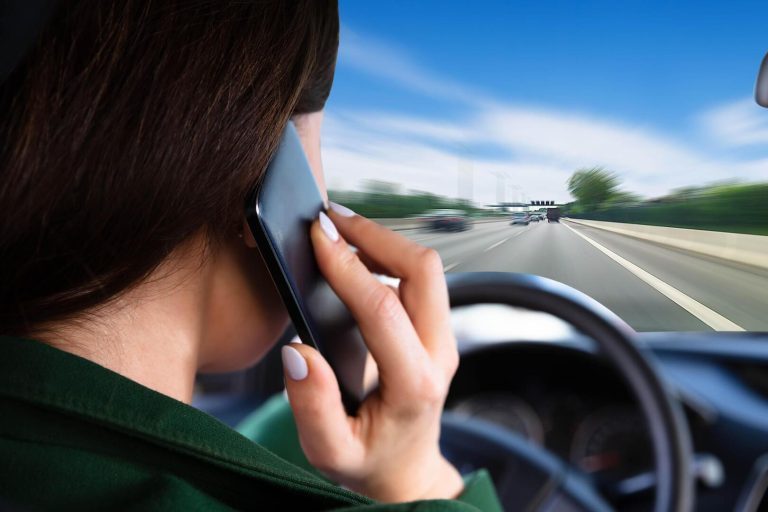geen gevangenisstraf van 3 maanden voor het doen van een telefoontje: wat zegt de wet en welke strafmaatregelen zijn van toepassing?