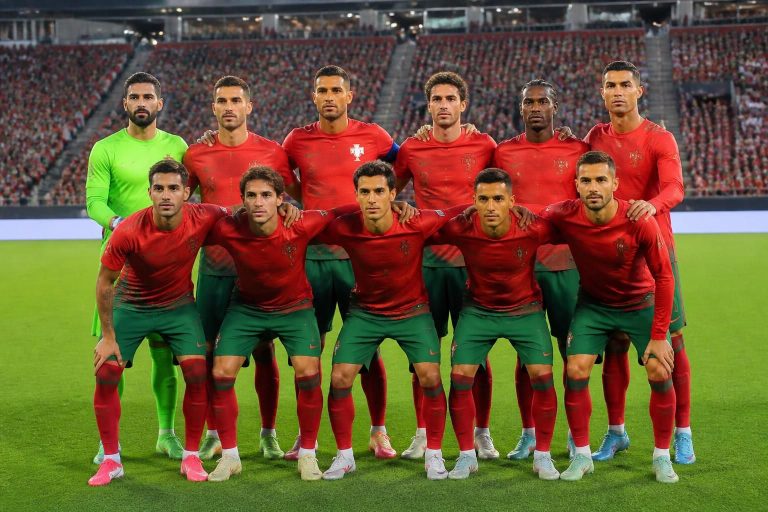 ontdek de volledige analyse van de opstelling van het portugese team voor het wk 2026. alles over spelers, strategieën en verwachtingen.